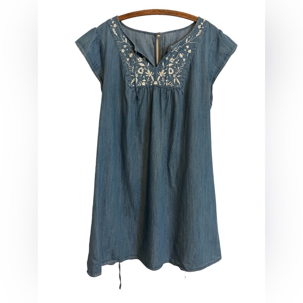 Embroidered Chambray Shift Dress - Blue